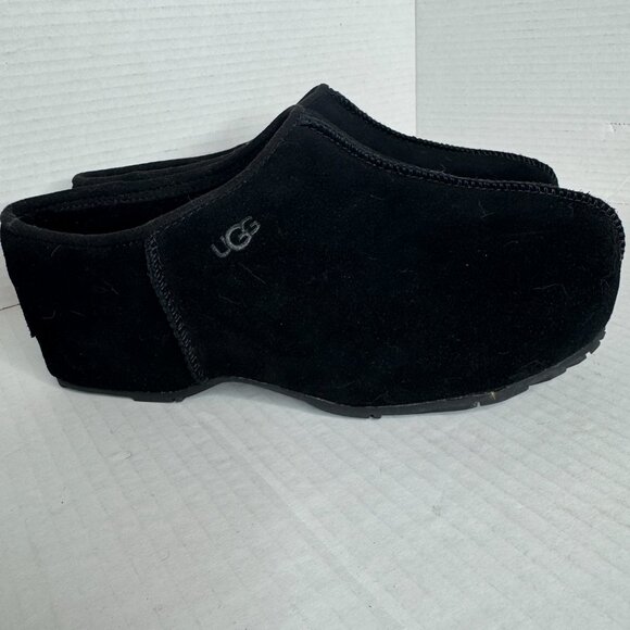 UGG Clogs - Picture 5 of 9